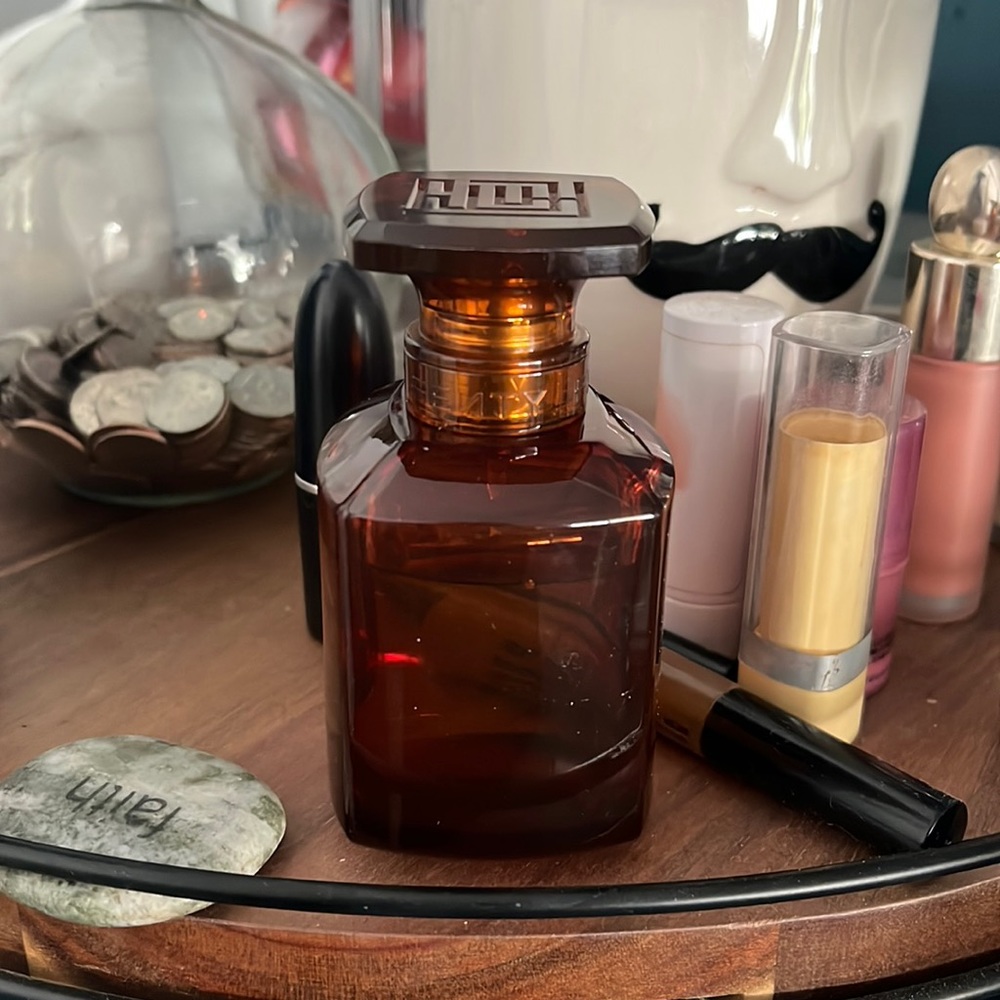 Rihanna Fenty perfume